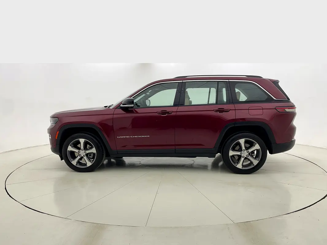 JEEP Grand Cherokee Limited 2023 - photo 3 - Import Émirats | International Cars