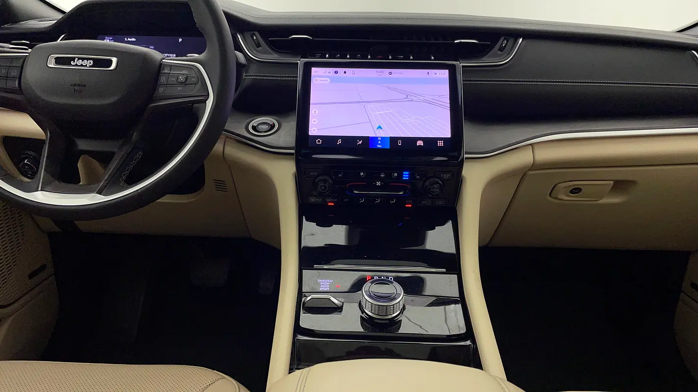 JEEP Grand Cherokee Limited 2023 - photo 8 - Import Émirats | International Cars