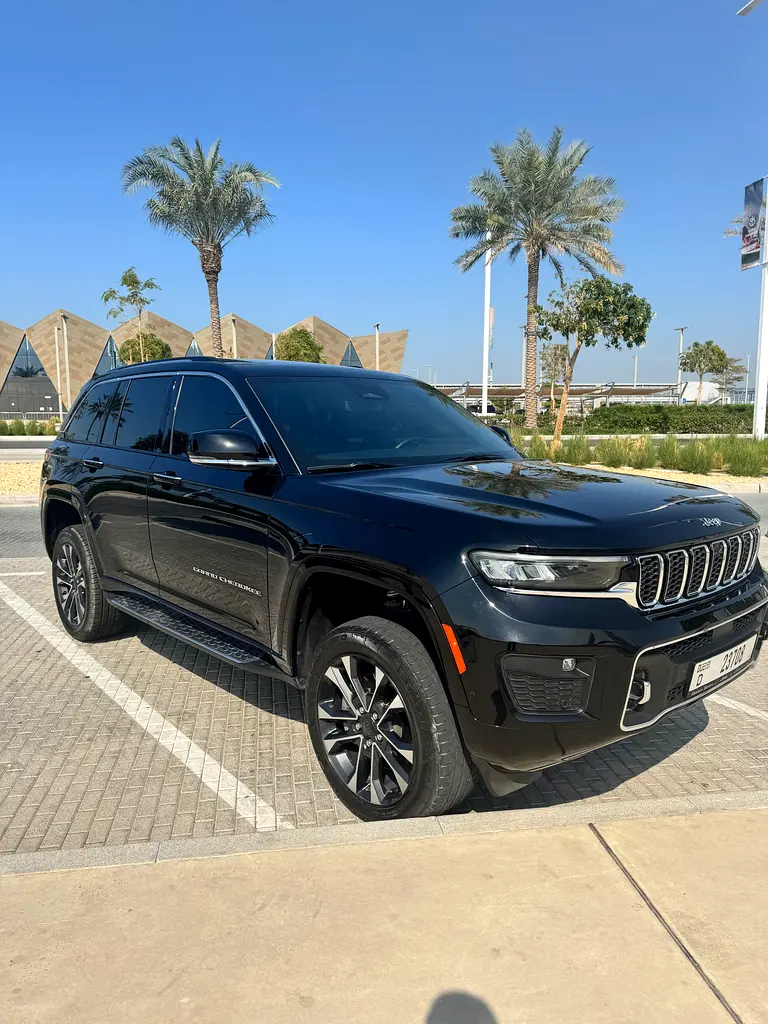 JEEP Grand Cherokee Overland 2023 - photo 2 - Import Émirats | International Cars