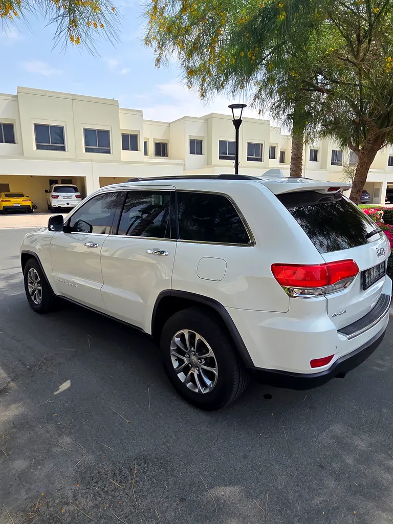 JEEP Grand Cherokee Limited 2015 - photo 4 - Import Émirats | International Cars