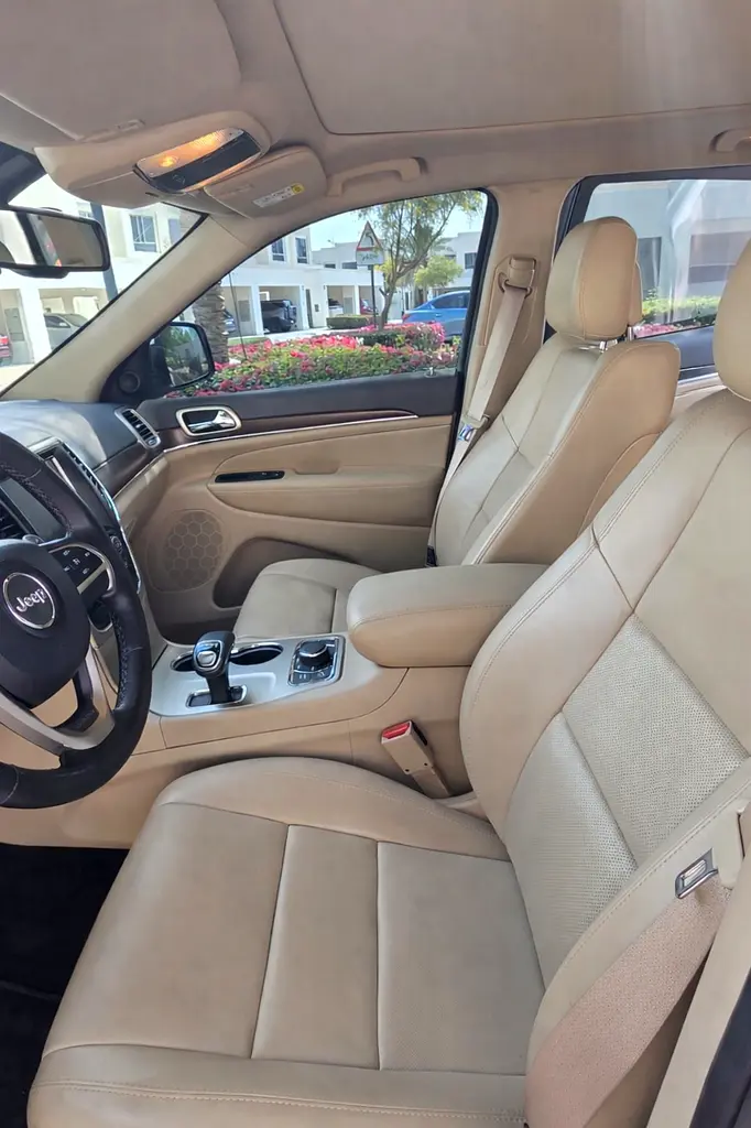 JEEP Grand Cherokee Limited 2015 - photo 9 - Import Émirats | International Cars