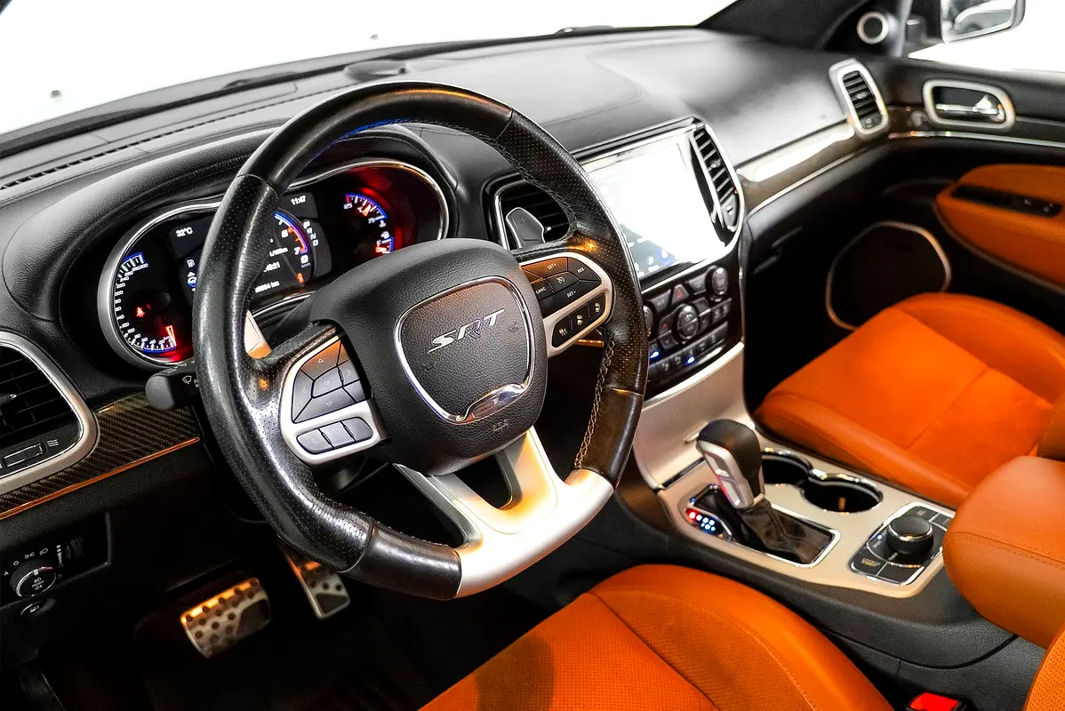 JEEP Grand Cherokee SRT 2019 - photo 7 - Import Émirats | International Cars