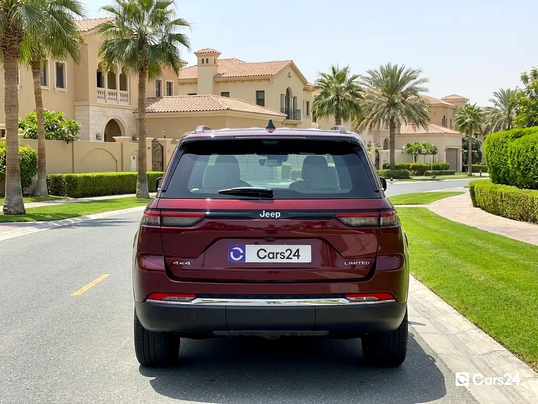 JEEP Grand Cherokee Limited 2023 - photo 4 - Import Émirats | International Cars