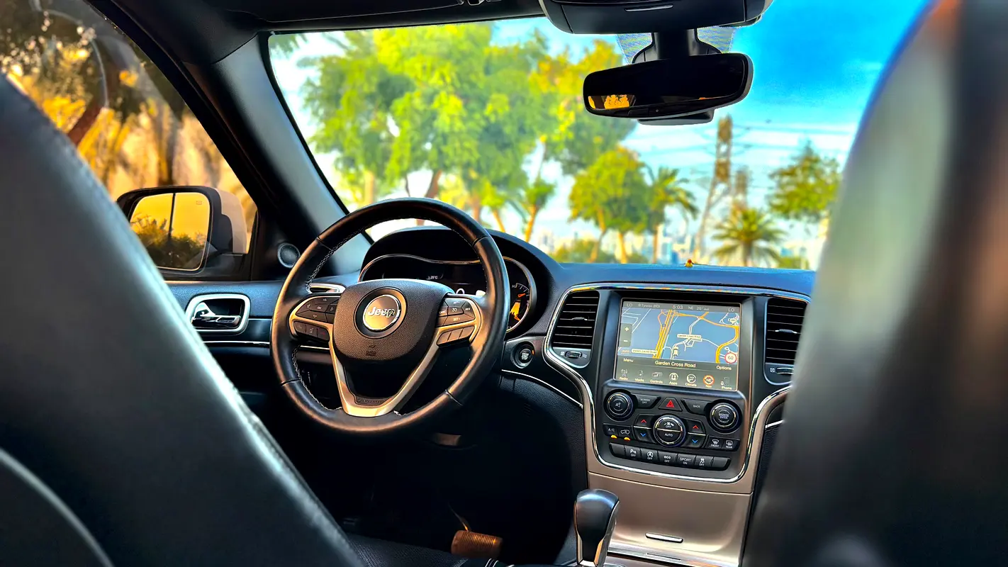 JEEP Grand Cherokee Limited 2017 - photo 11 - Import Émirats | International Cars