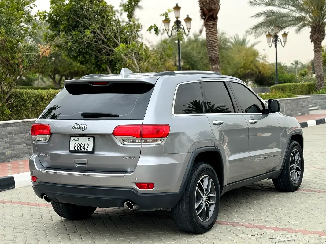 JEEP Grand Cherokee Limited 2018 - photo 5 - Import Émirats | International Cars
