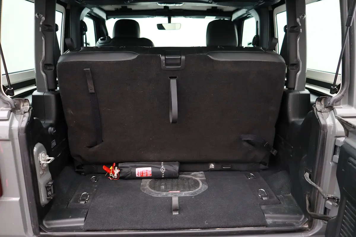 JEEP Wrangler Rubicon 2023 - photo 12 - Import Émirats | International Cars