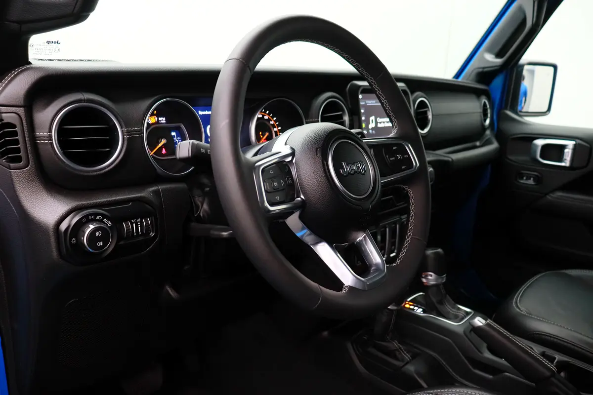 JEEP Wrangler Sahara 2023 - photo 4 - Import Émirats | International Cars