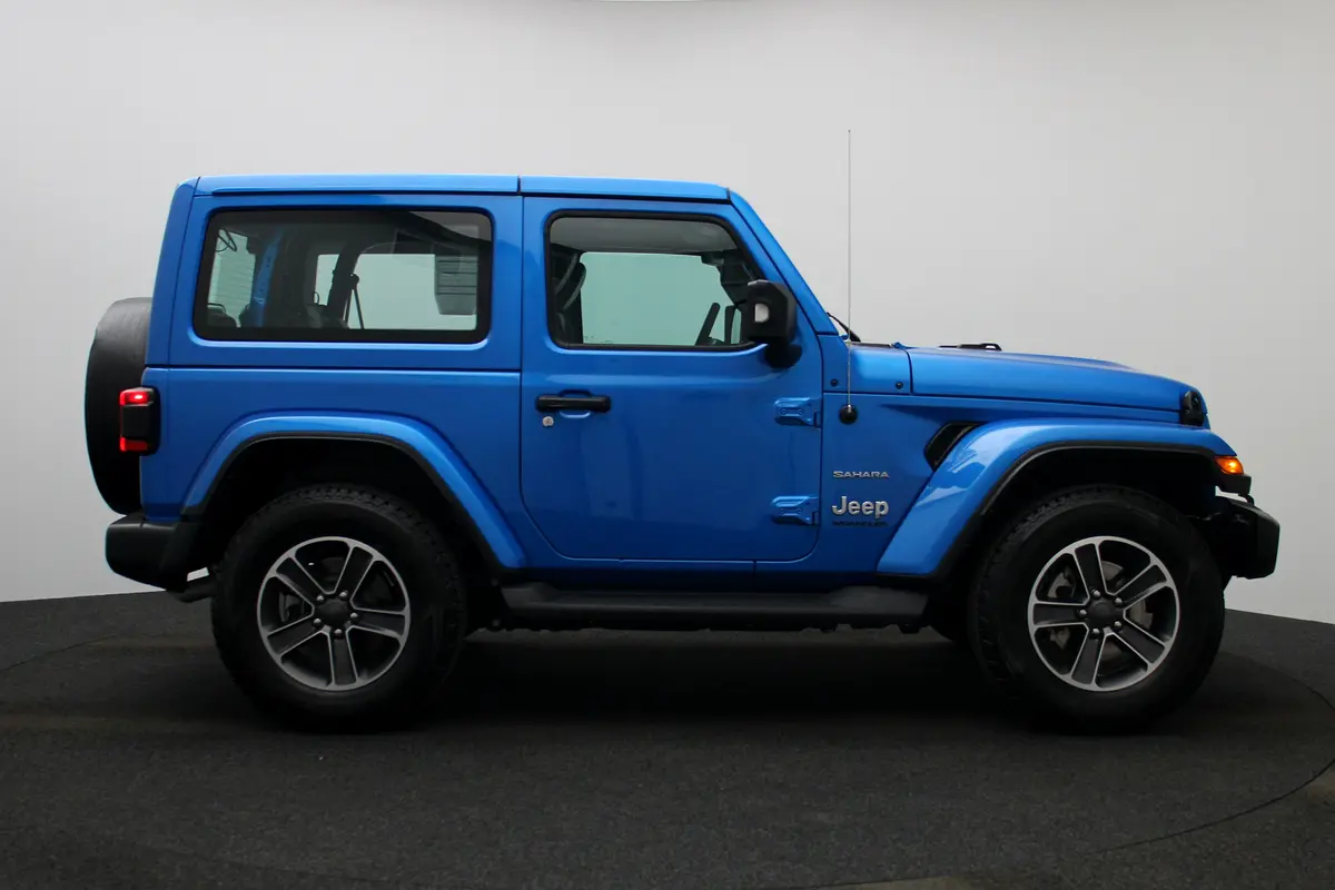 JEEP Wrangler Sahara 2023 - photo 9 - Import Émirats | International Cars