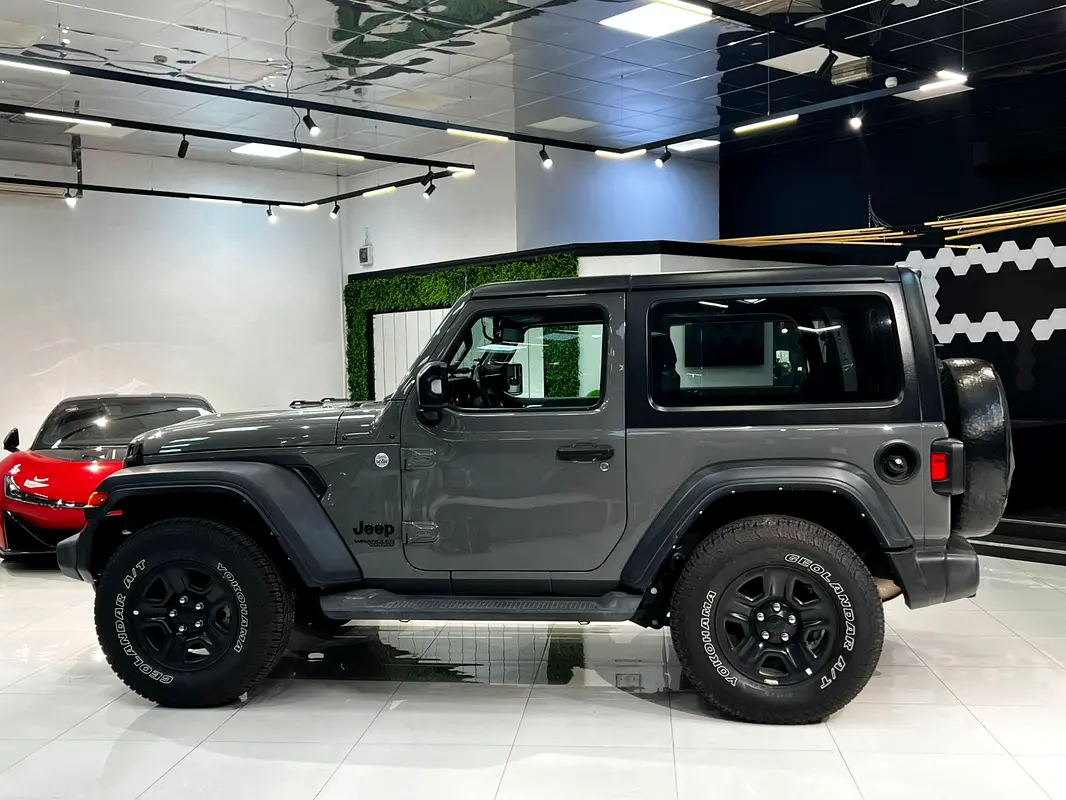 JEEP Wrangler Sport S 2022 - photo 8 - Import Émirats | International Cars