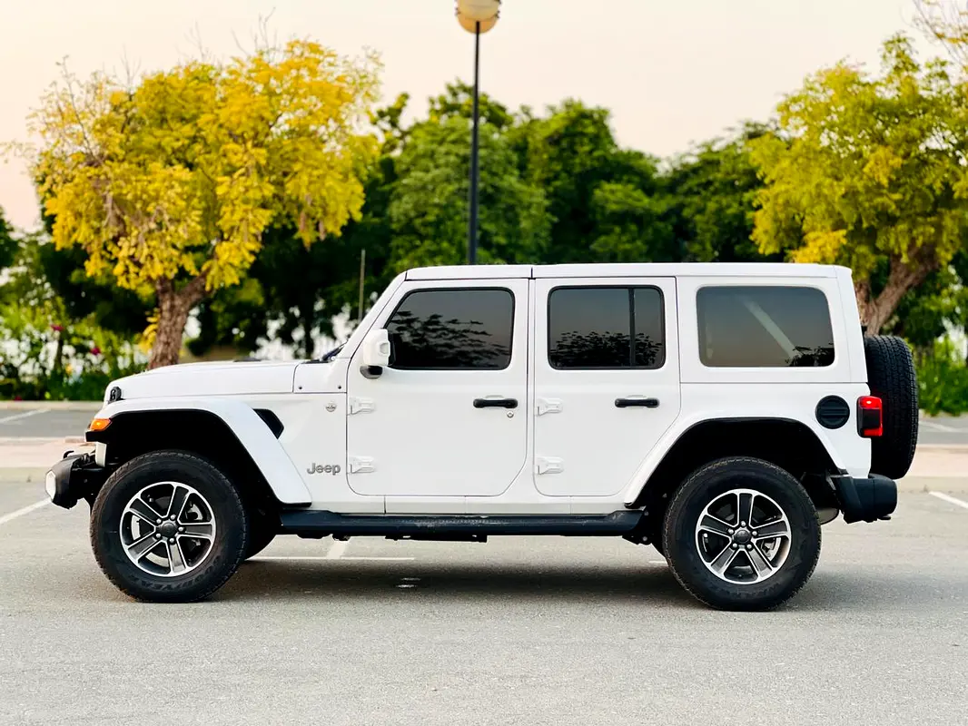 JEEP Wrangler Sahara Unlimited 2023 - photo 3 - Import Émirats | International Cars