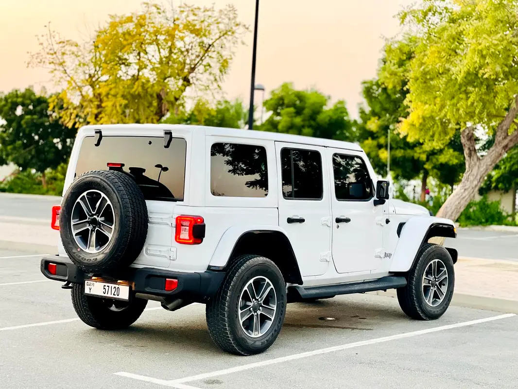 JEEP Wrangler Sahara Unlimited 2023 - photo 6 - Import Émirats | International Cars