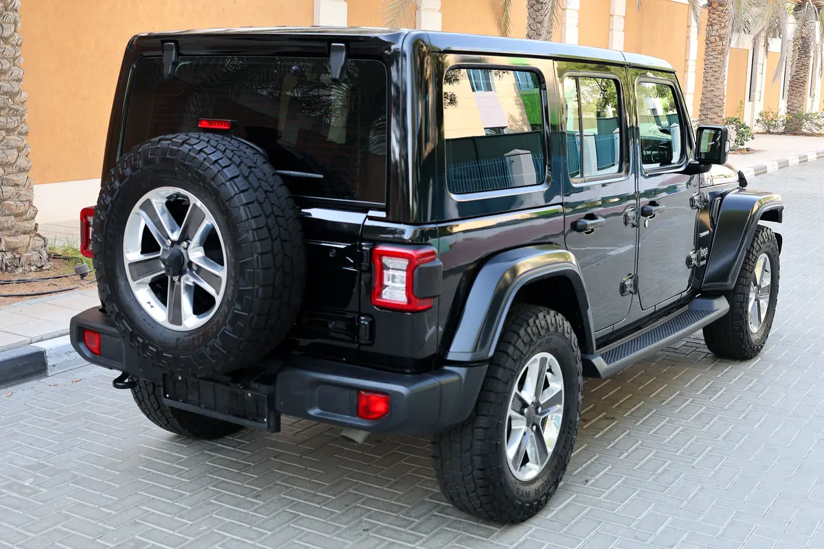 JEEP Wrangler Unlimited Sahara 2021 - photo 8 - Import Émirats | International Cars