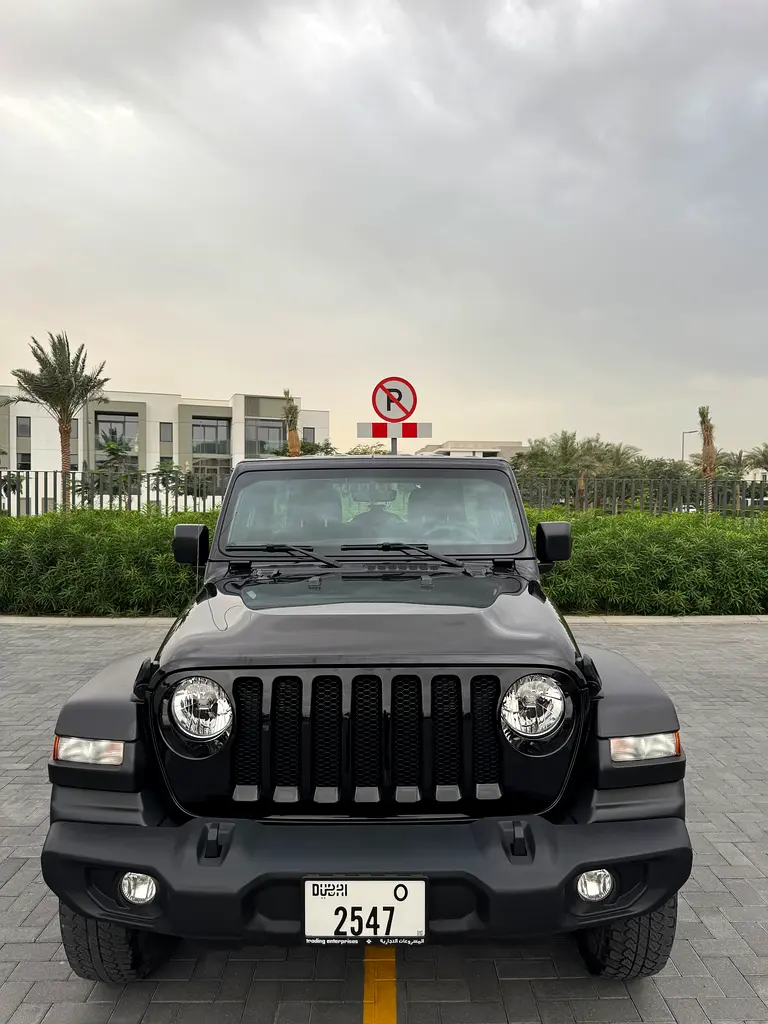 JEEP Wrangler Unlimited Sport 2023 - photo 6 - Import Émirats | International Cars