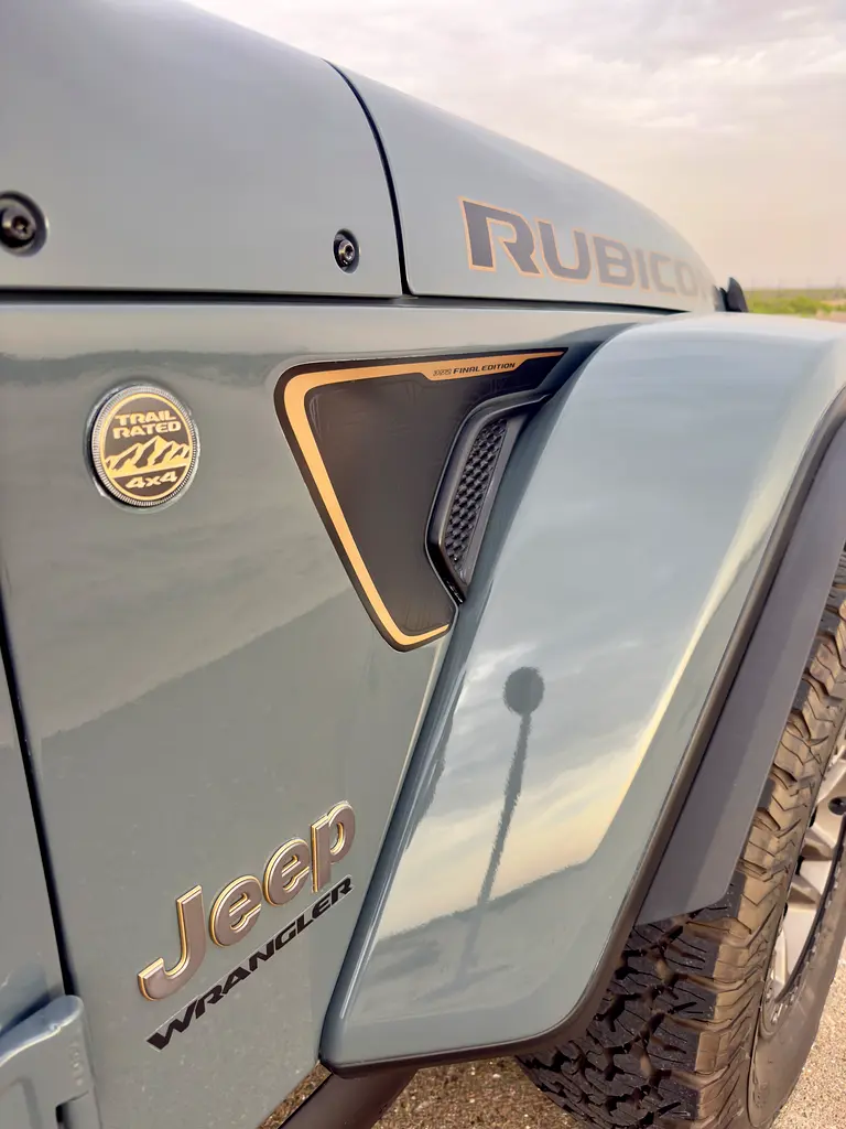 JEEP Wrangler Unlimited Rubicon 392 2025 - photo 5 - Import Émirats | International Cars