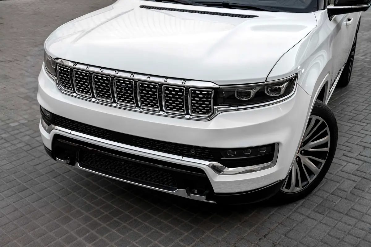 JEEP Grand Wagoneer Series III 2023 - photo 7 - Import Émirats | International Cars