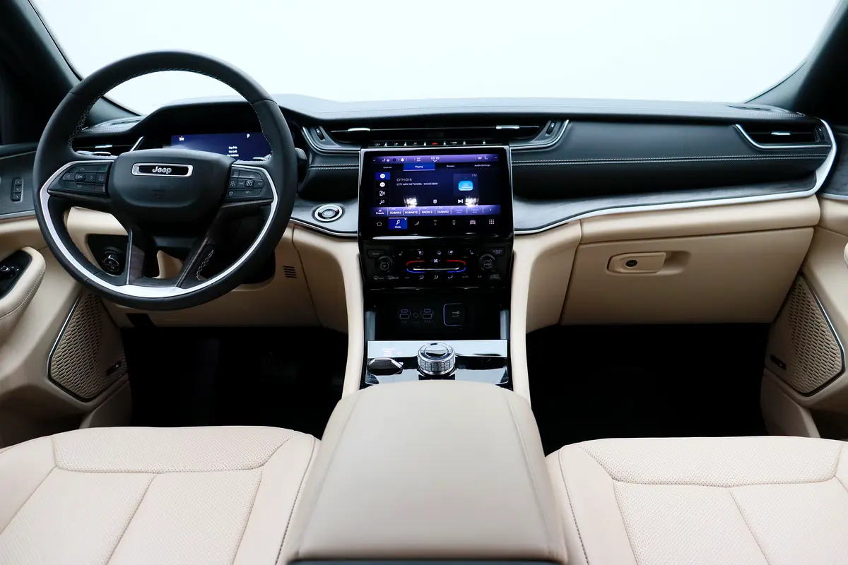 JEEP Grand Cherokee L Limited 2024 - photo 9 - Import Émirats | International Cars