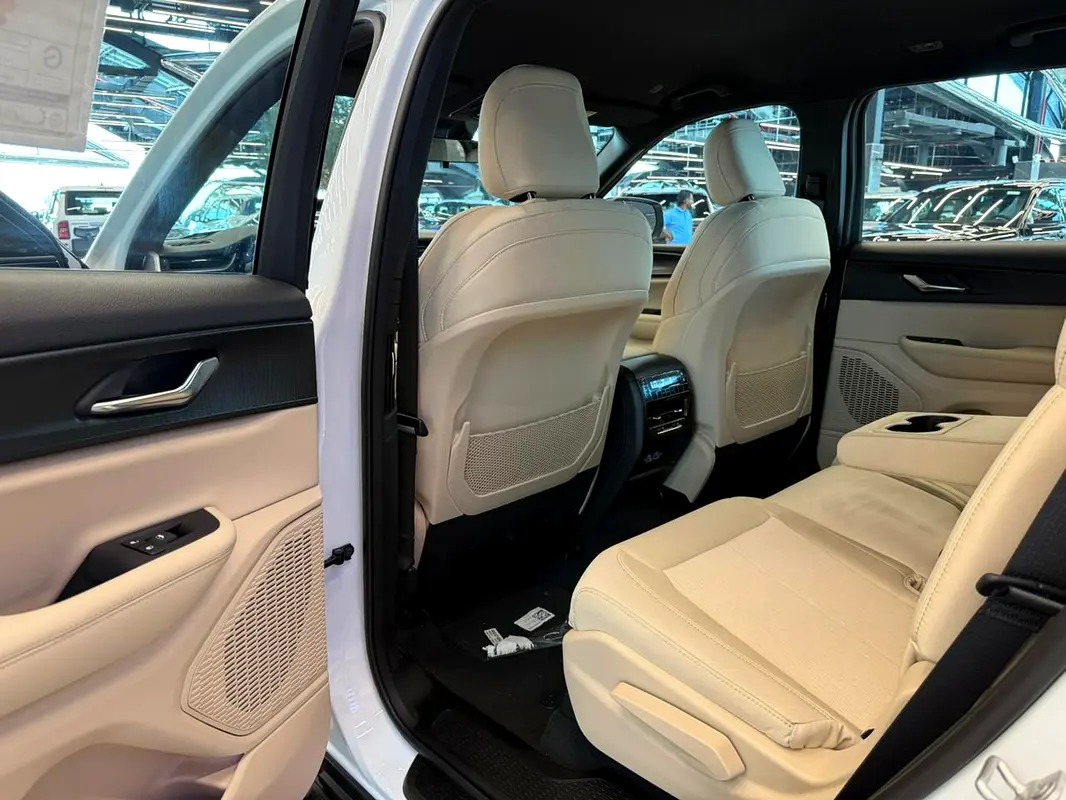 JEEP Cherokee Other 2025 - photo 10 - Import Émirats | International Cars