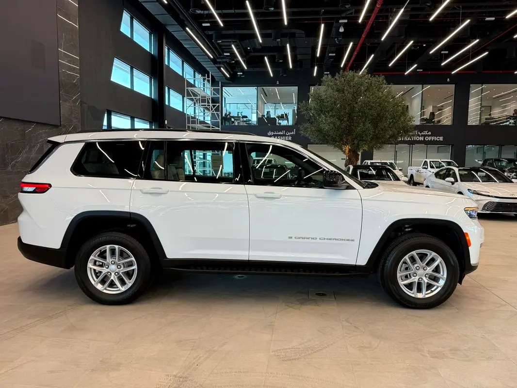 JEEP Cherokee Other 2025 - photo 4 - Import Émirats | International Cars