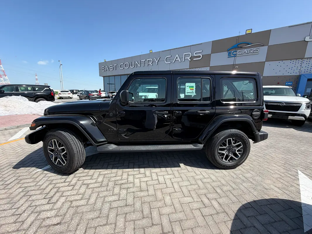 JEEP Wrangler Sahara 2025 - photo 2 - Import Émirats | International Cars