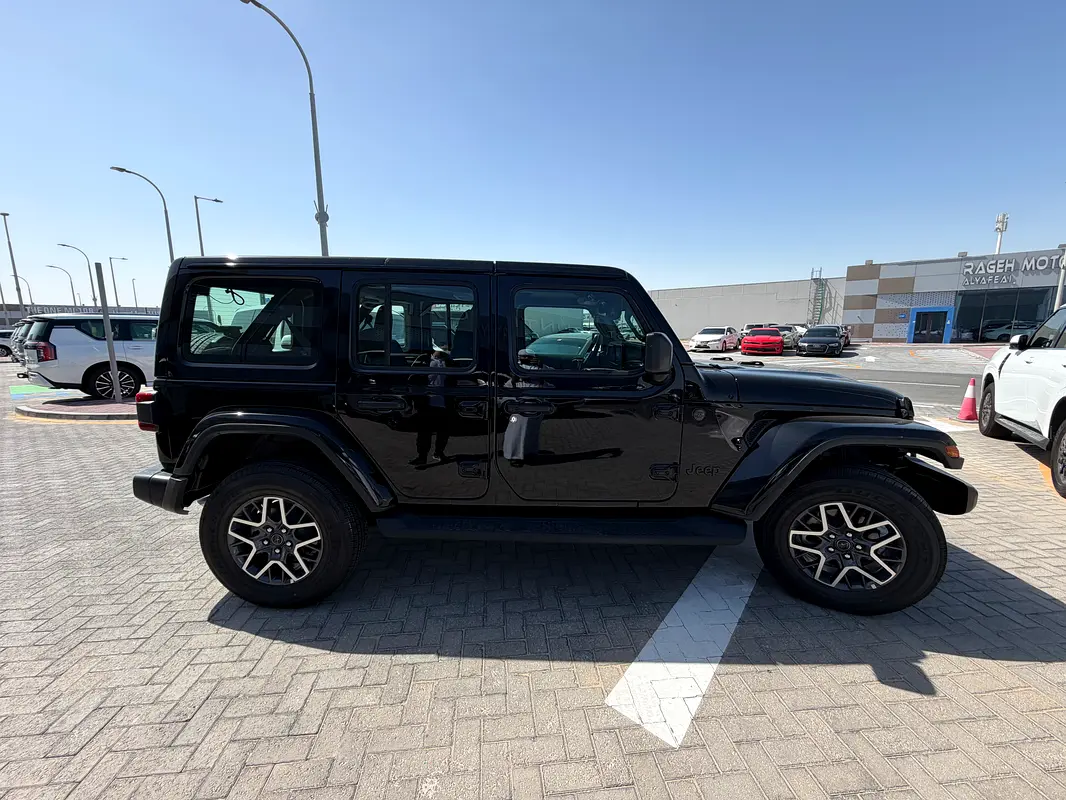 JEEP Wrangler Sahara 2025 - photo 4 - Import Émirats | International Cars