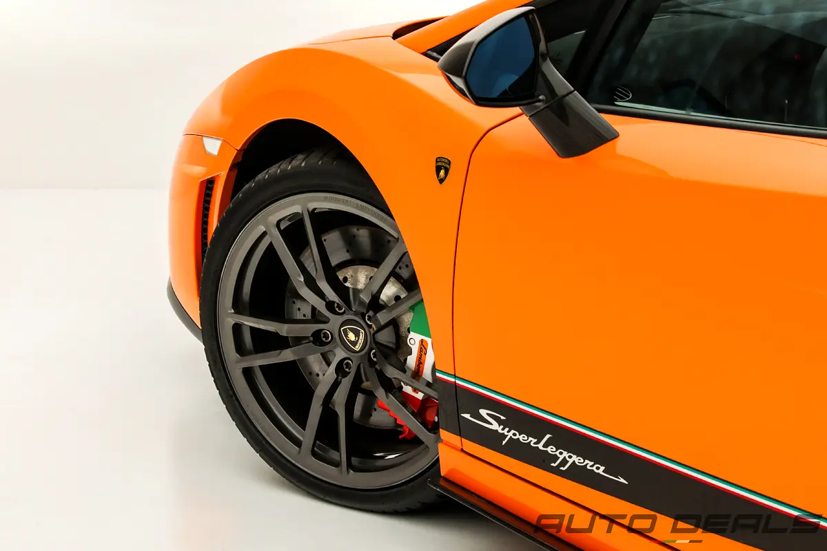 LAMBORGHINI Gallardo Lp570-4 Superleggera 2011 - photo 9 - Import Émirats | International Cars