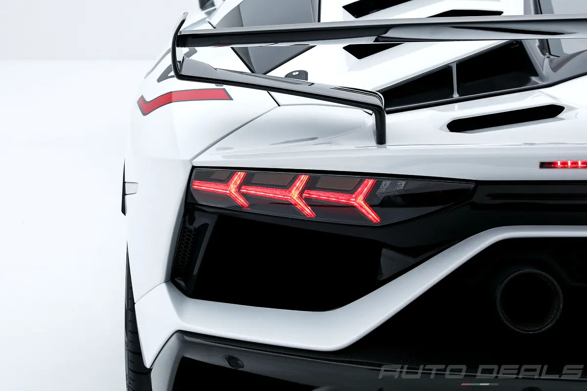 LAMBORGHINI Aventador Other 2019 - photo 11 - Import Émirats | International Cars