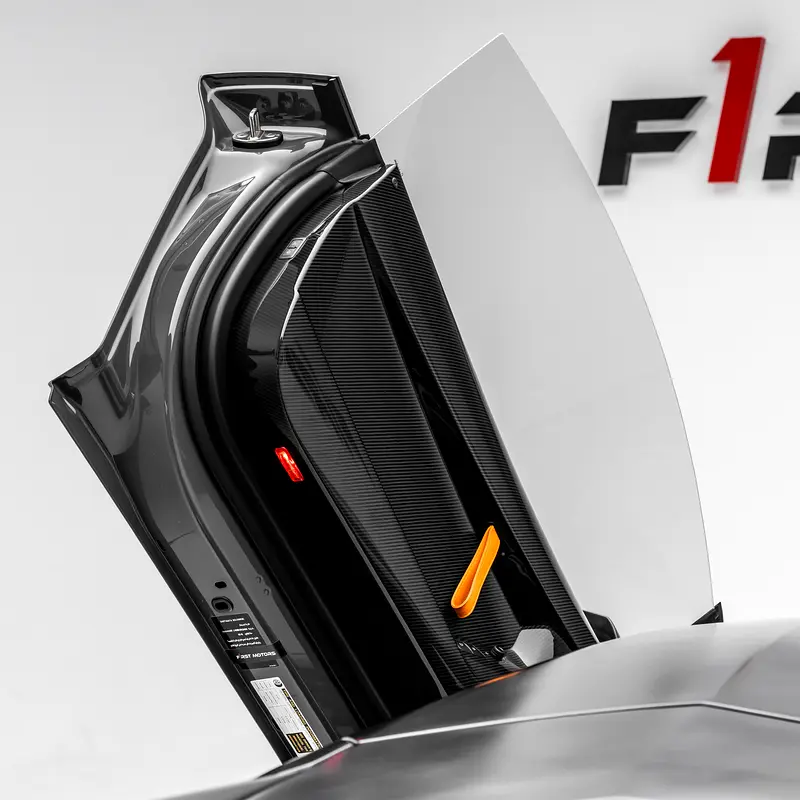 LAMBORGHINI Aventador LP 770-4 Superveloce Jota 2019 - photo 12 - Import Émirats | International Cars