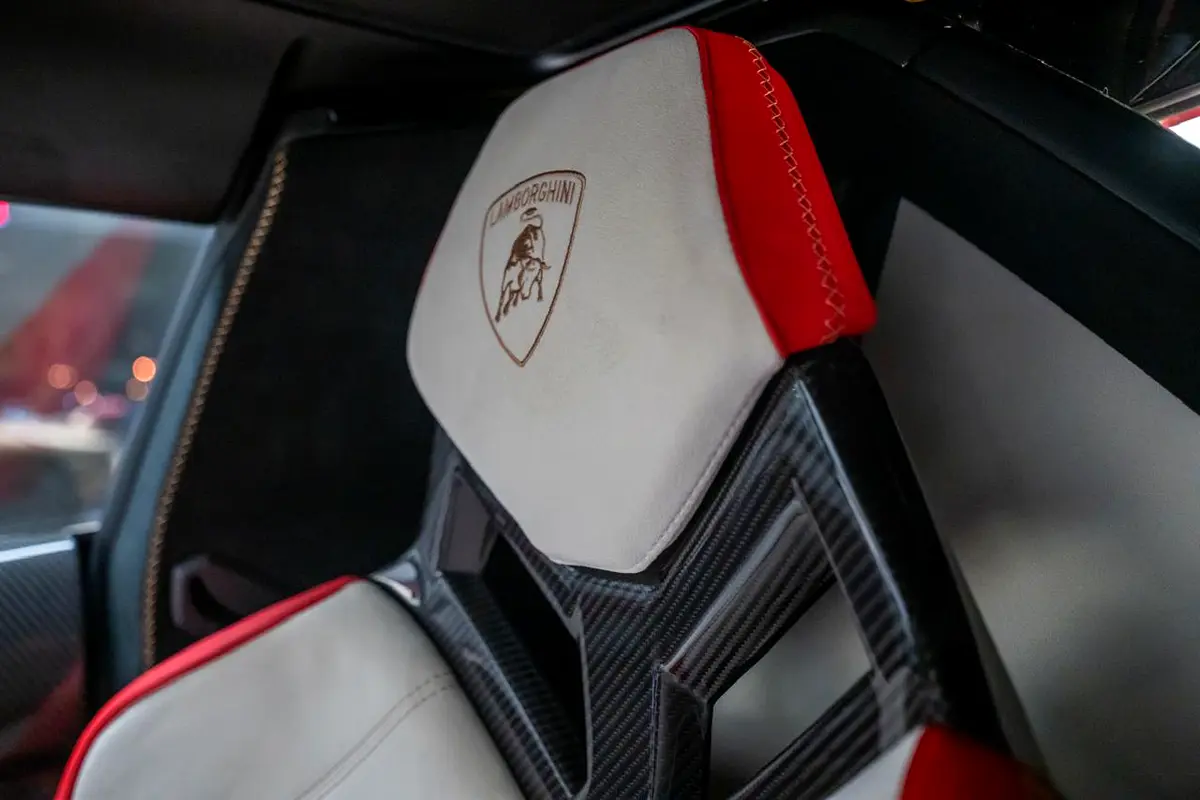 LAMBORGHINI Aventador LP 770-4 Superveloce Jota Roadster 2020 - photo 12 - Import Émirats | International Cars