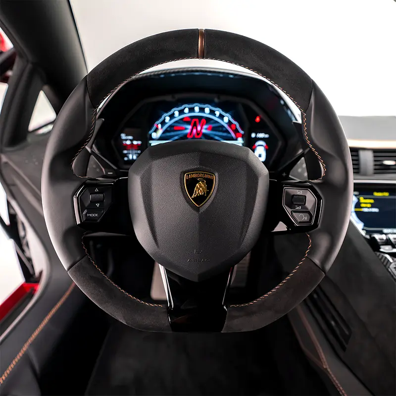 LAMBORGHINI Aventador LP 780-4 Ultimae 2022 - photo 7 - Import Émirats | International Cars