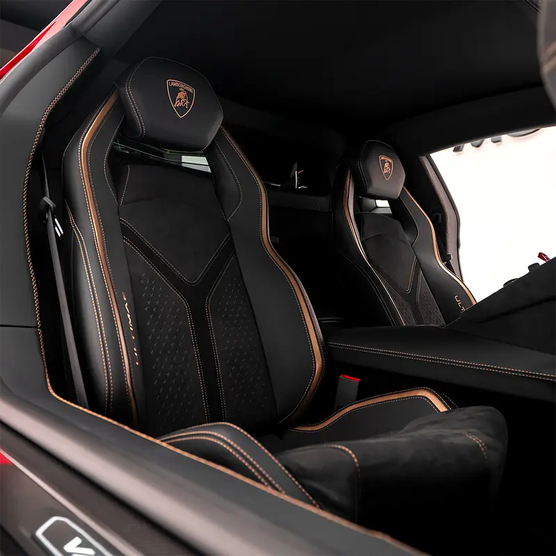 LAMBORGHINI Aventador LP 780-4 Ultimae 2022 - photo 8 - Import Émirats | International Cars