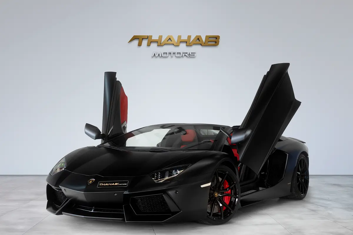 LAMBORGHINI Aventador LP 700-4 Roadster 2015 - photo 2 - Import Émirats | International Cars