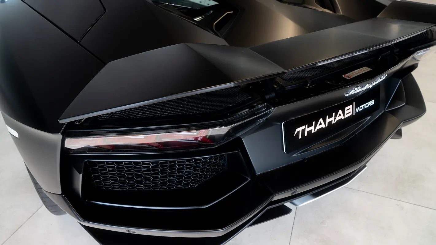 LAMBORGHINI Aventador LP 700-4 Roadster 2015 - photo 9 - Import Émirats | International Cars