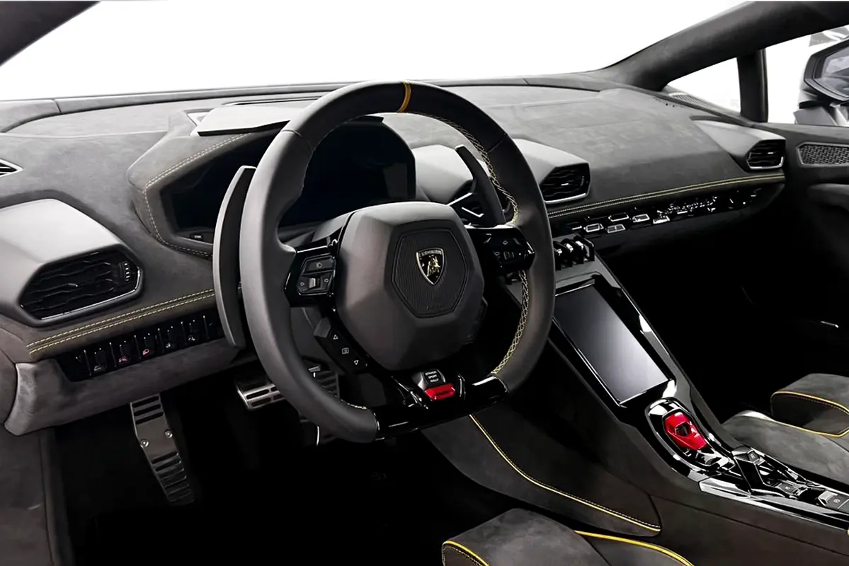 LAMBORGHINI Huracan Sterrato 2024 - photo 7 - Import Émirats | International Cars