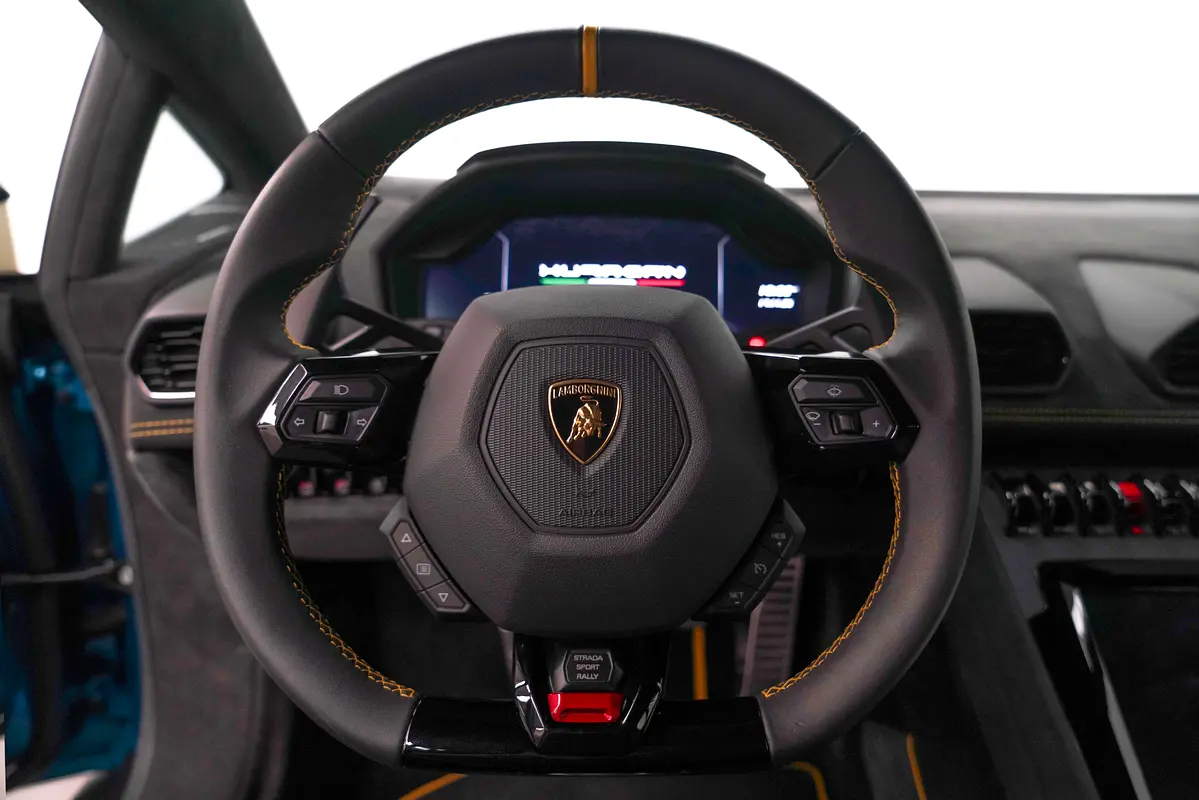 LAMBORGHINI Huracan Sterrato 2024 - photo 9 - Import Émirats | International Cars