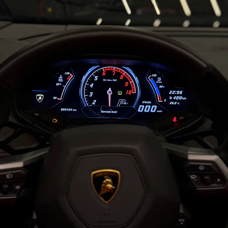 LAMBORGHINI Huracan LP 580-2 Spyder 2018 - photo 12 - Import Émirats | International Cars