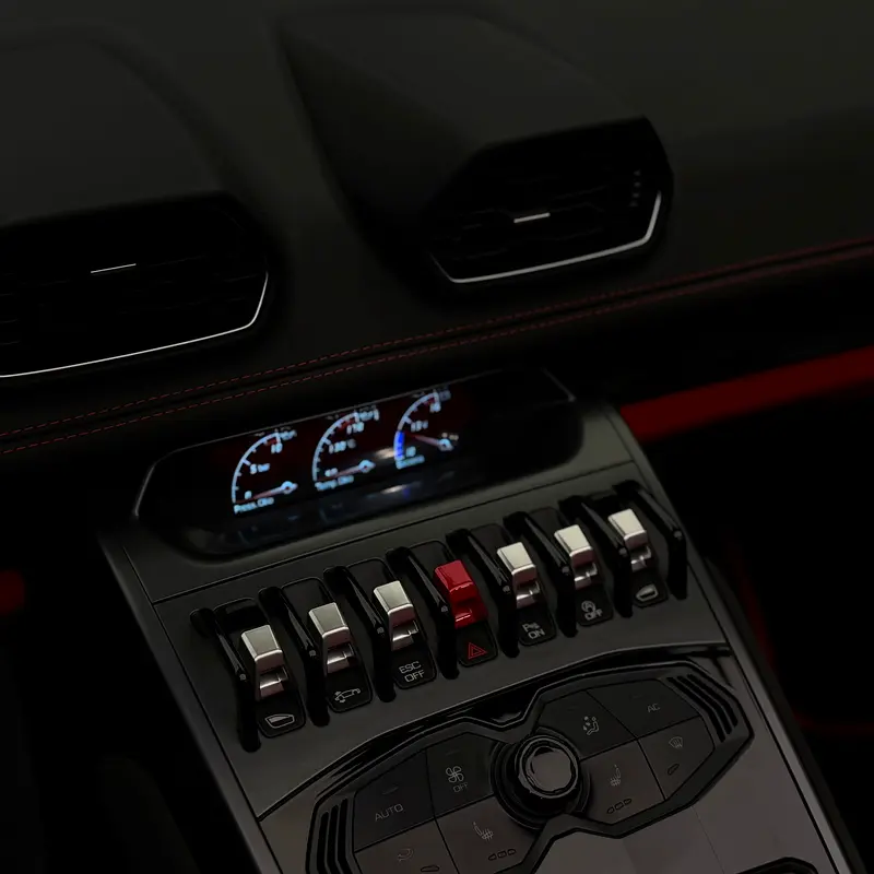 LAMBORGHINI Huracan LP 580-2 Spyder 2018 - photo 9 - Import Émirats | International Cars