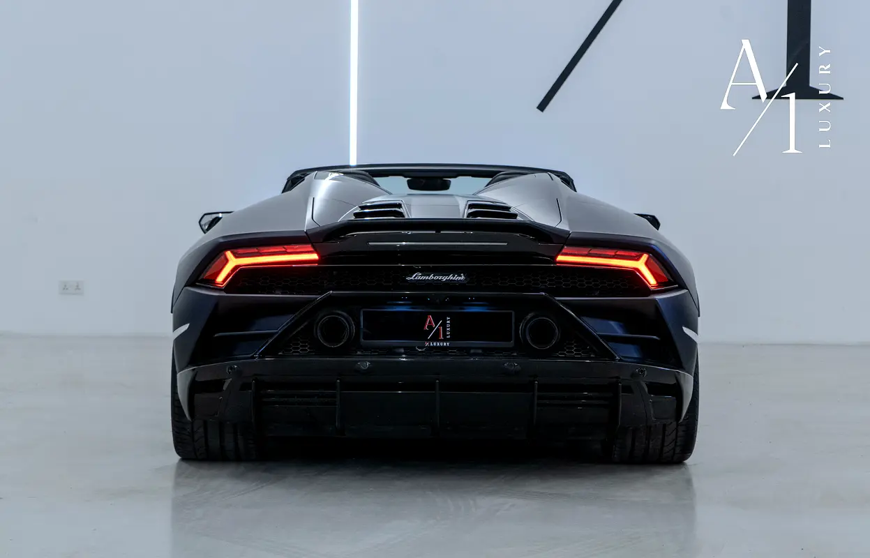 LAMBORGHINI Huracan EVO Spyder 2023 - photo 4 - Import Émirats | International Cars