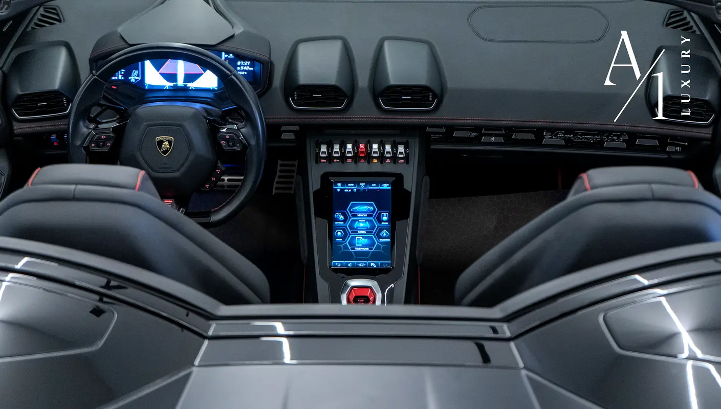 LAMBORGHINI Huracan EVO Spyder 2023 - photo 7 - Import Émirats | International Cars