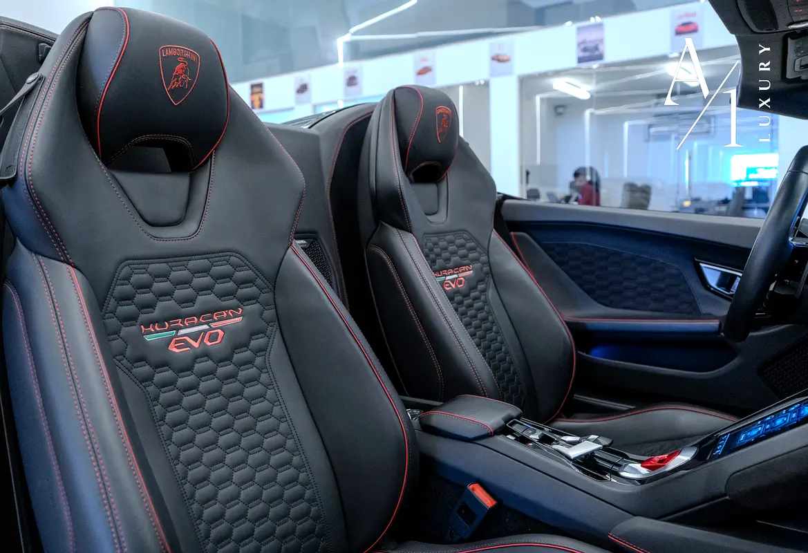 LAMBORGHINI Huracan EVO Spyder 2023 - photo 9 - Import Émirats | International Cars