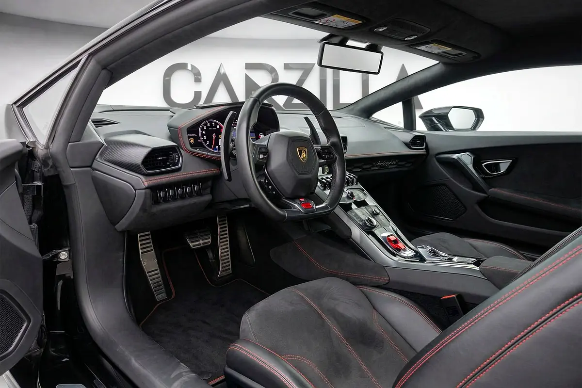 LAMBORGHINI Huracan LP 580-2 2017 - photo 11 - Import Émirats | International Cars