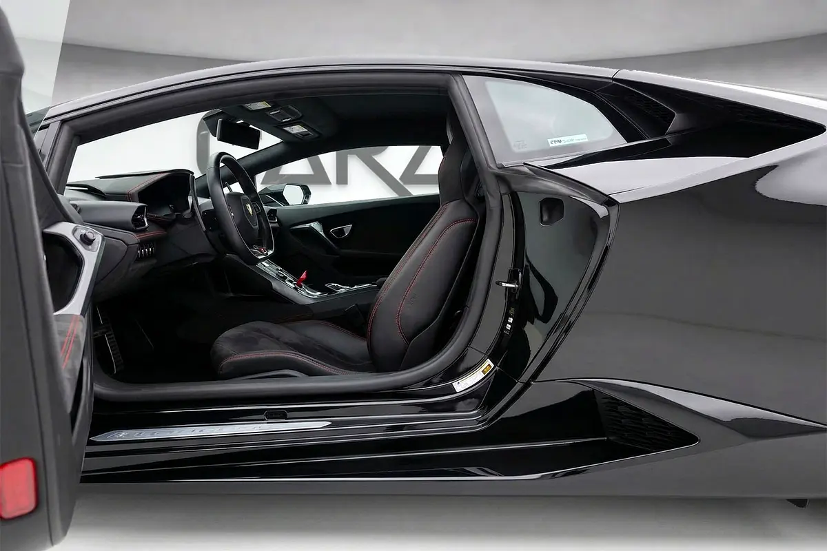 LAMBORGHINI Huracan LP 580-2 2017 - photo 9 - Import Émirats | International Cars