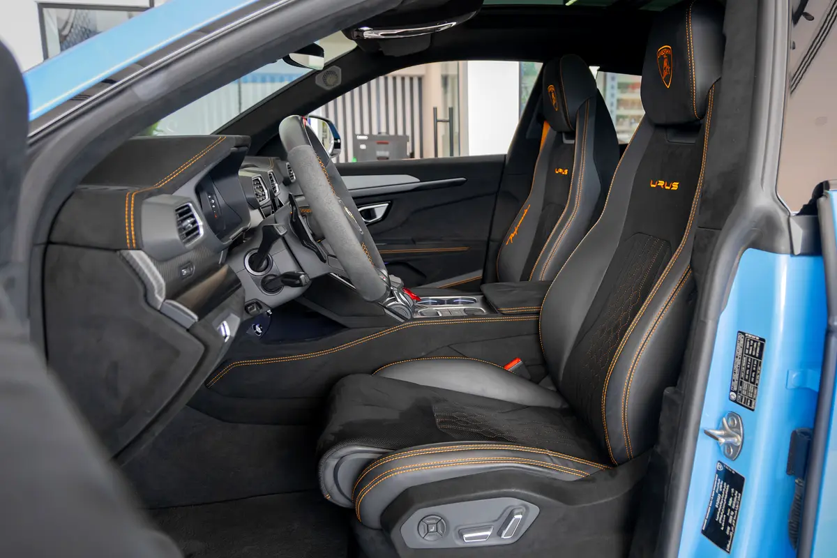 LAMBORGHINI Urus Performante 2023 - photo 11 - Import Émirats | International Cars