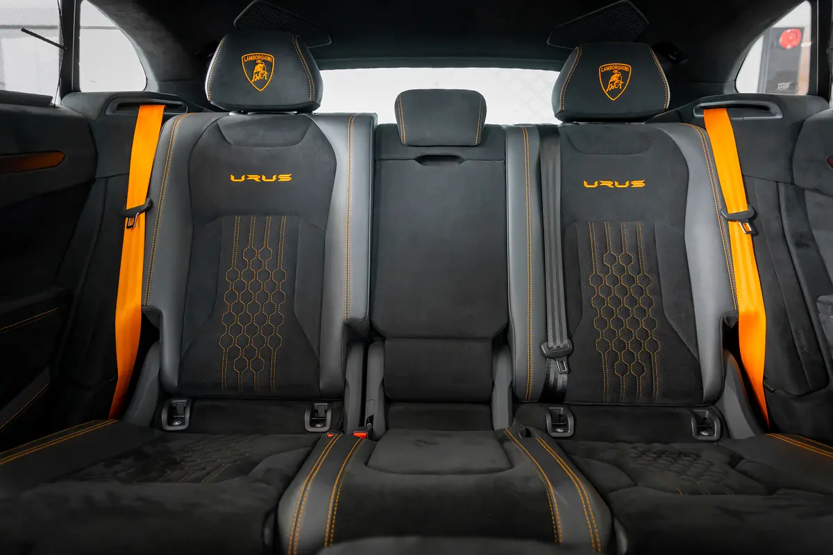 LAMBORGHINI Urus Performante 2023 - photo 12 - Import Émirats | International Cars