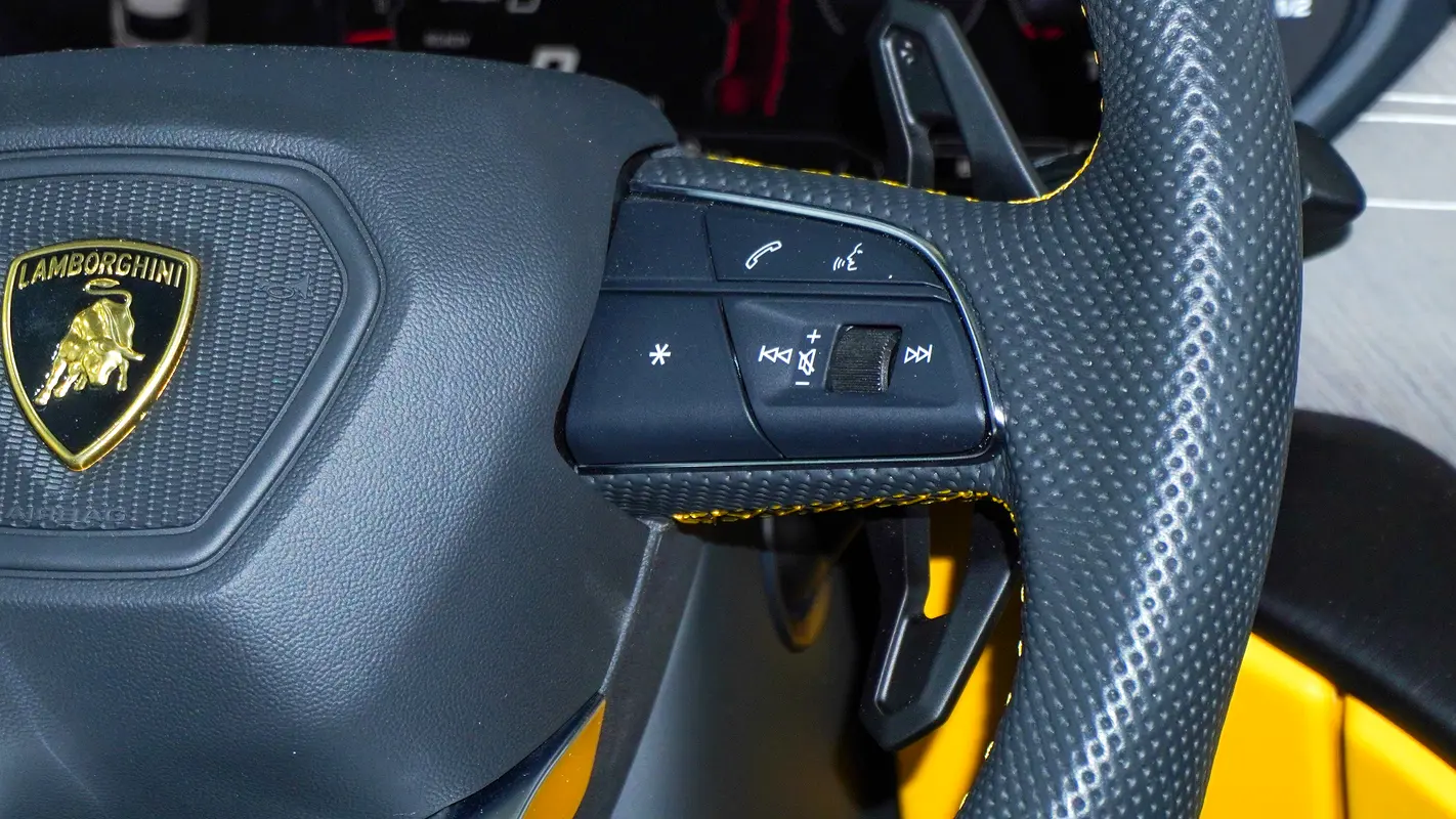 LAMBORGHINI Urus Other 2024 - photo 6 - Import Émirats | International Cars