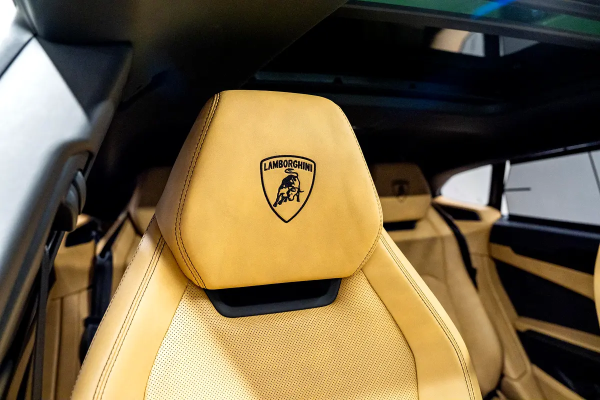 LAMBORGHINI Urus Standard 2022 - photo 12 - Import Émirats | International Cars