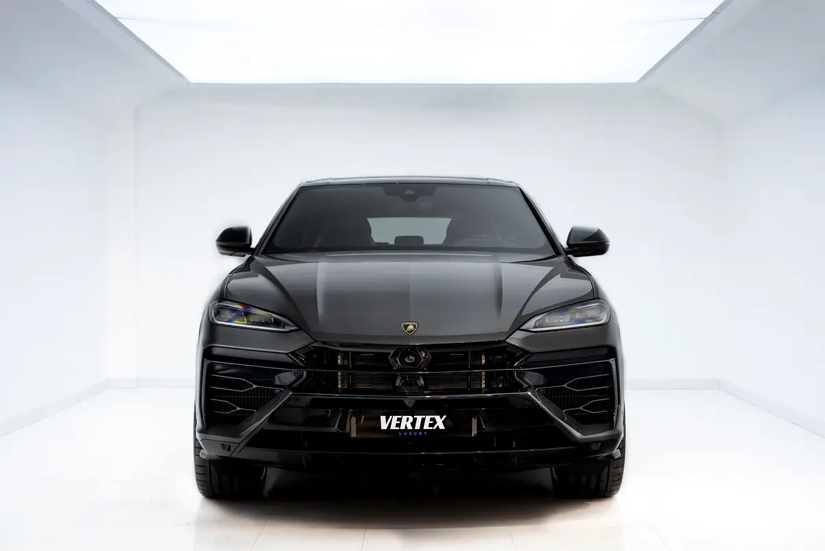 LAMBORGHINI Urus SE 2025 - photo 3 - Import Émirats | International Cars