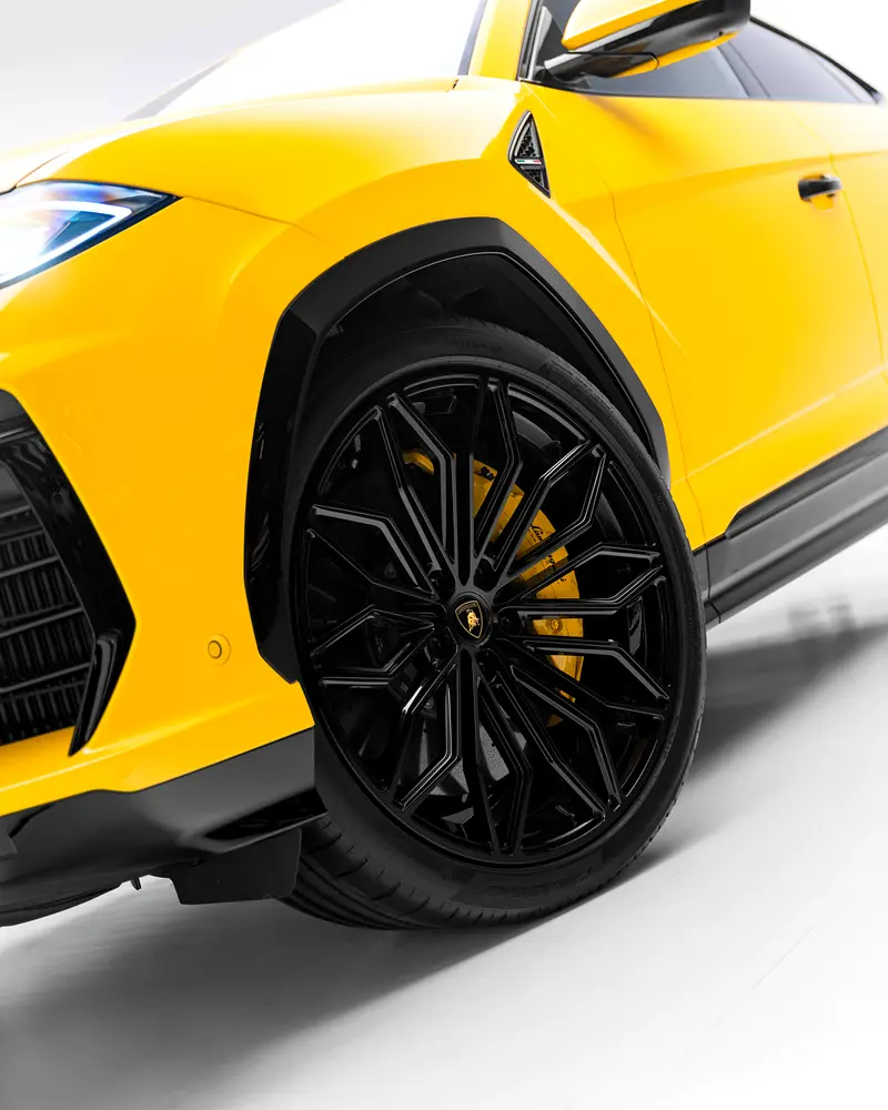 LAMBORGHINI Urus SE 2025 - photo 5 - Import Émirats | International Cars