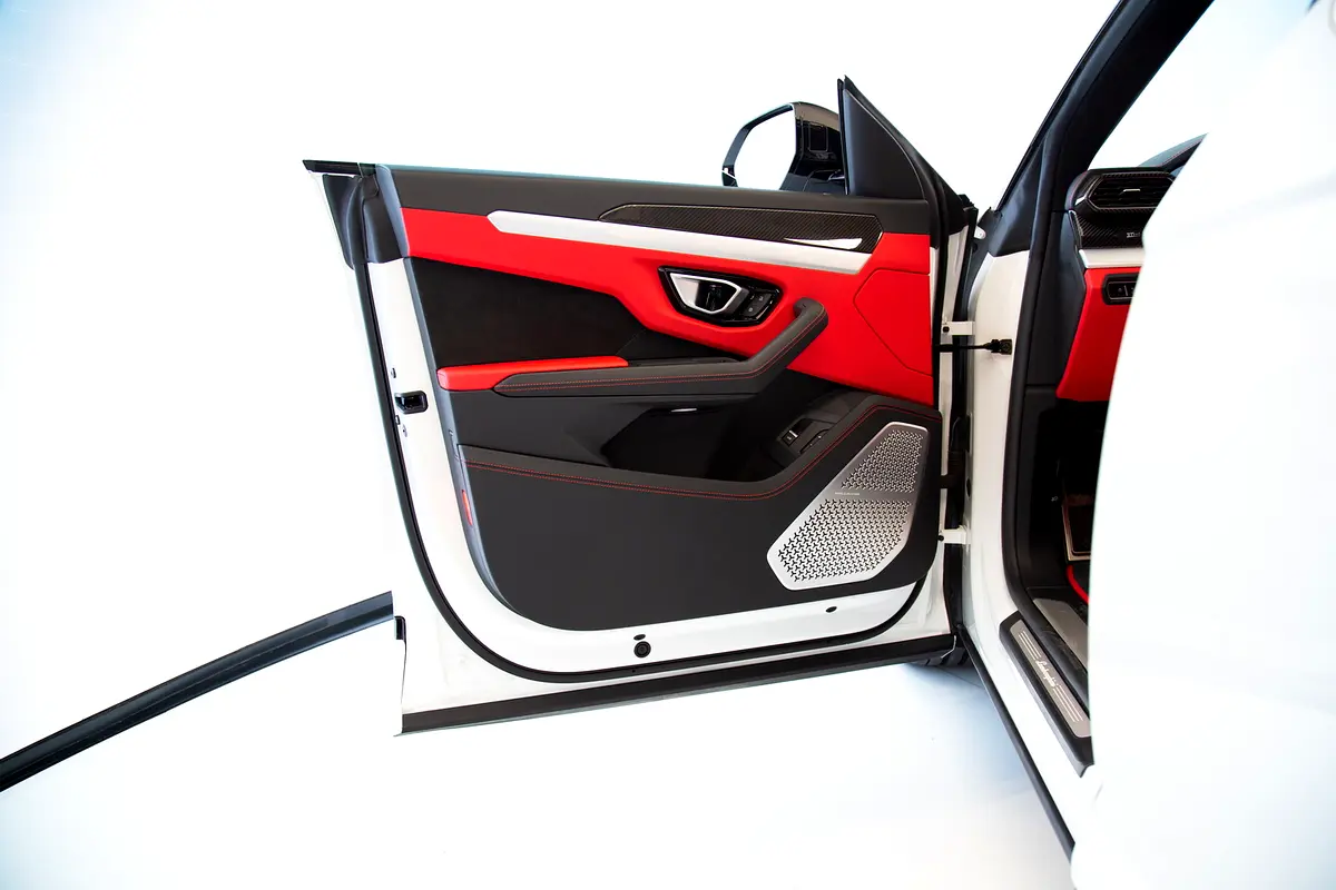 LAMBORGHINI Urus Standard 2020 - photo 9 - Import Émirats | International Cars