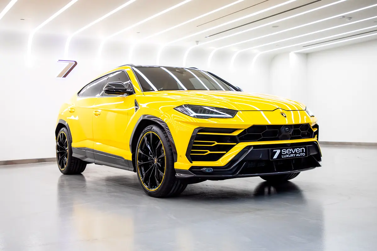 LAMBORGHINI Urus Pearl Capsule 2022 - photo 2 - Import Émirats | International Cars