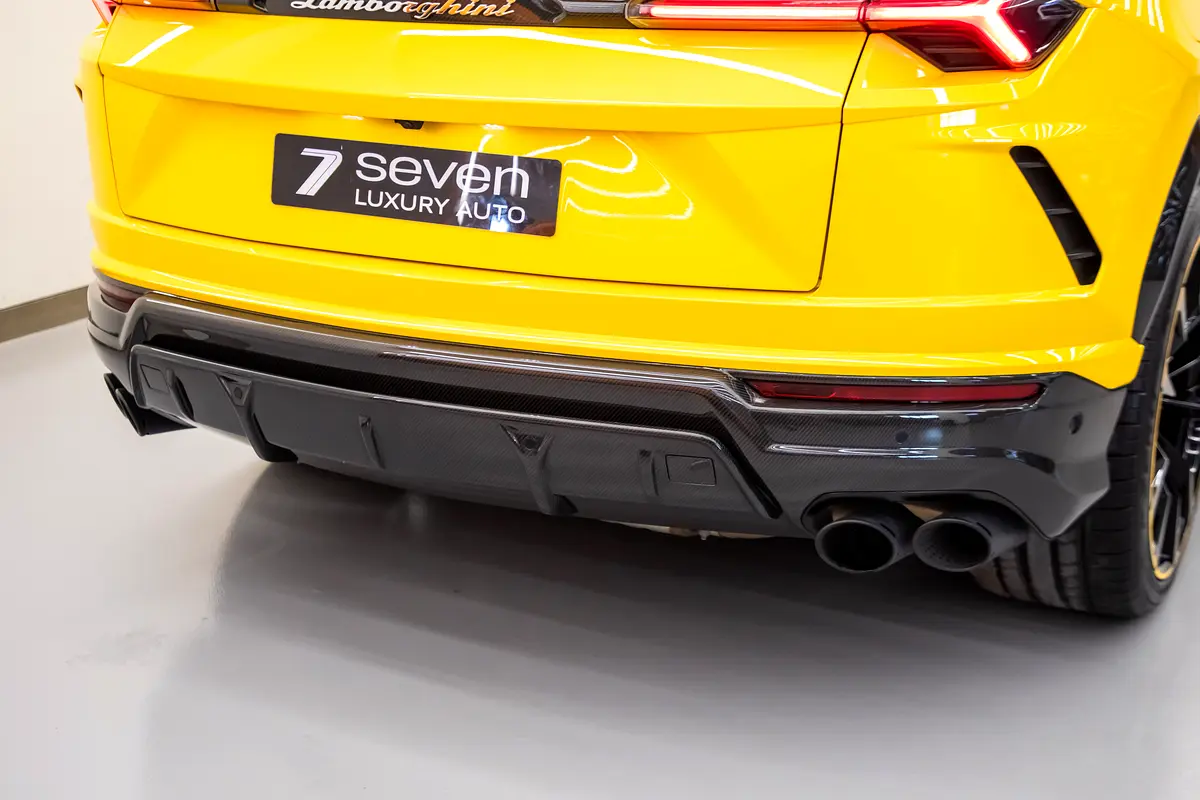 LAMBORGHINI Urus Pearl Capsule 2022 - photo 8 - Import Émirats | International Cars